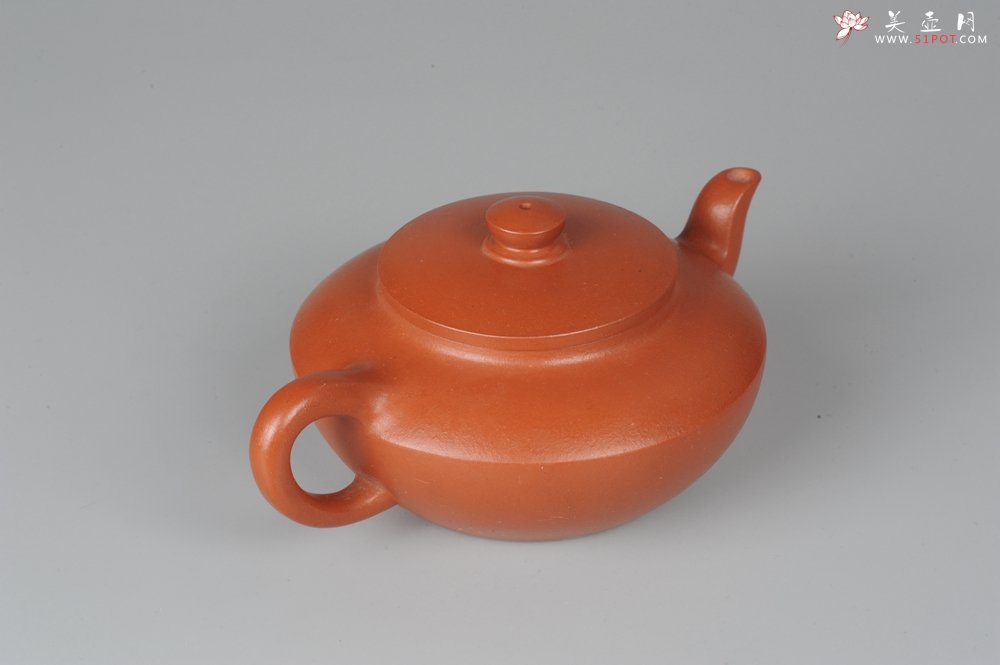 紫砂壶图片：精品朱泥全手工折肩加刹凹成型汉扁 作品老辣 老味十足 - 宜兴紫砂壶网