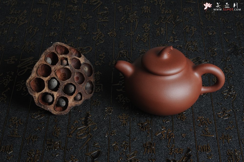 紫砂壶图片：美壶特惠 黄龙山底槽青 传统之茄段 - 宜兴紫砂壶网