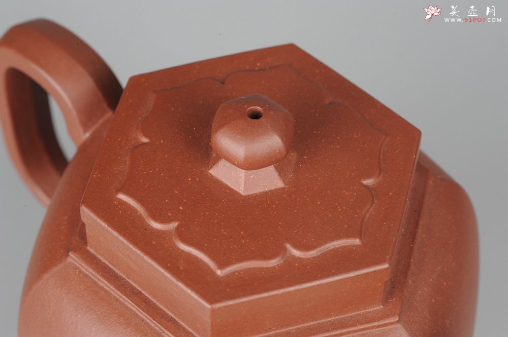紫砂壶图片：美壶特惠 全手工六方宫灯壶 高挑大气 - 宜兴紫砂壶网