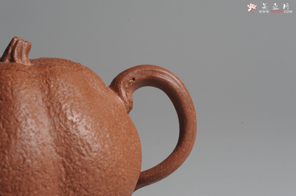 紫砂壶图片：全手工文人小瓜 泥料油润 肌理丰富 - 宜兴紫砂壶网