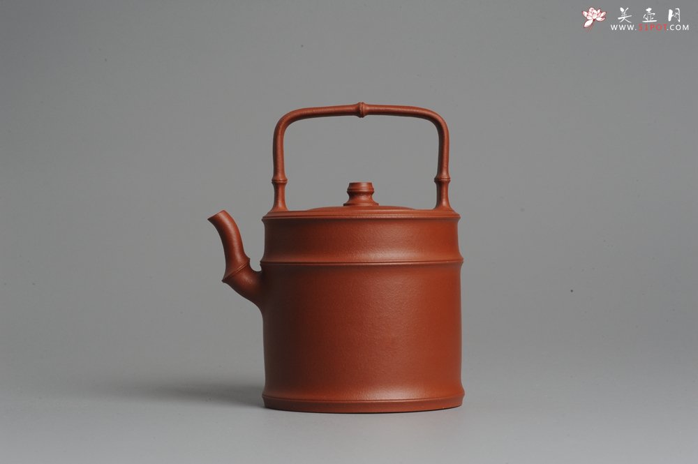 紫砂壶图片：美壶特惠 小红泥润竹提梁 挺拔秀雅 - 宜兴紫砂壶网