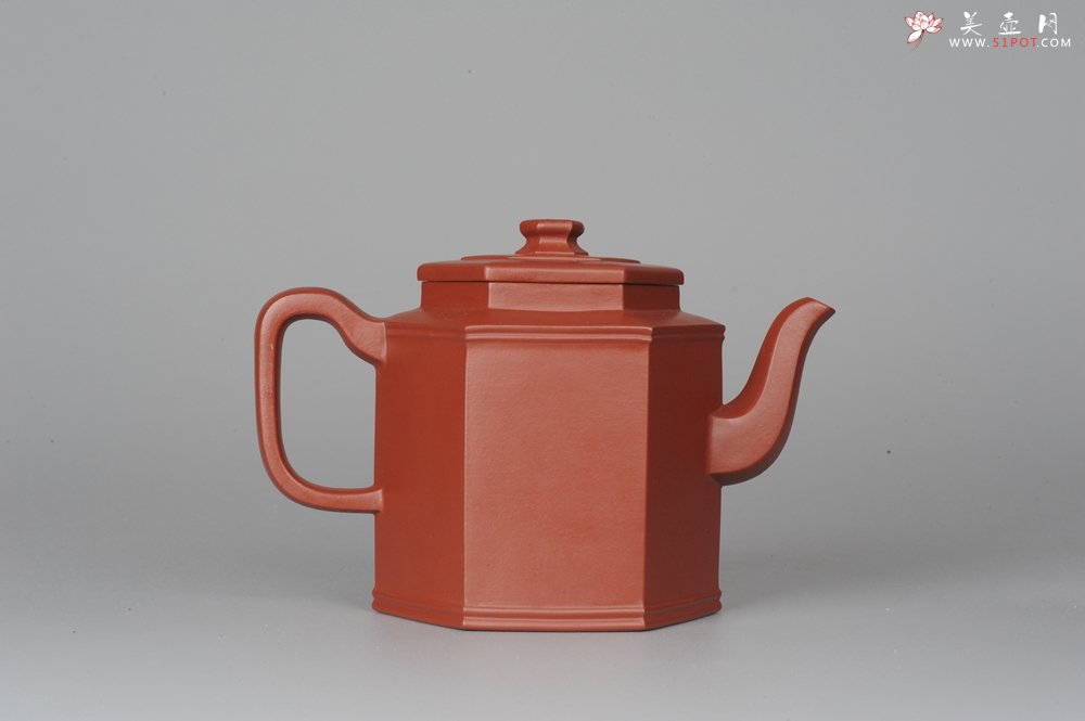 紫砂壶图片：端庄秀雅 大红袍朱泥全手工双线六方宫灯  - 宜兴紫砂壶网