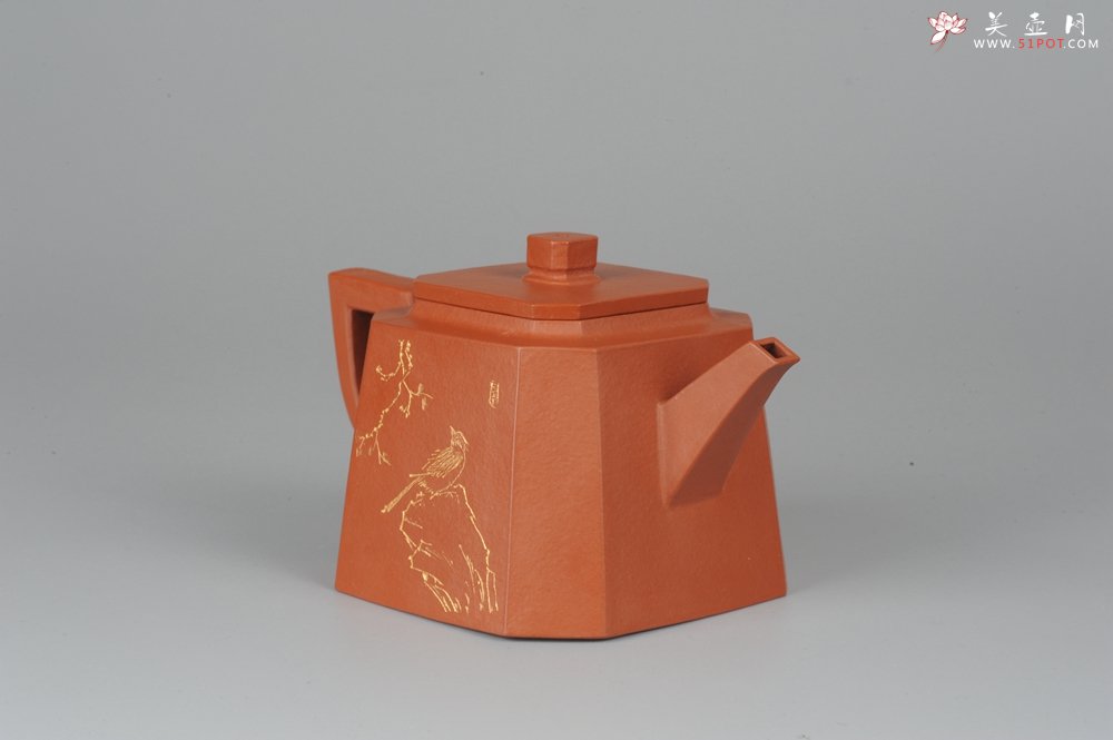 紫砂壶图片：线条优美 文气十足 全手工四方玉鼎 - 宜兴紫砂壶网