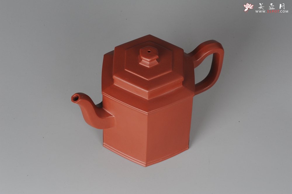 紫砂壶图片：端庄秀雅 大红袍朱泥全手工双线六方宫灯  - 宜兴紫砂壶网