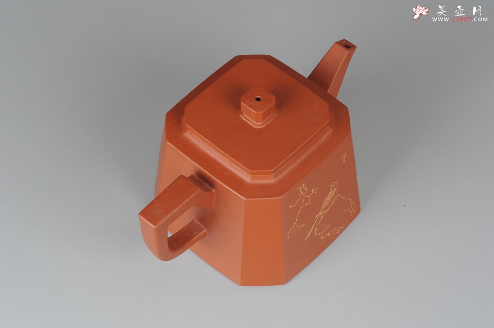 紫砂壶图片：线条优美 文气十足 全手工四方玉鼎 - 宜兴紫砂壶网