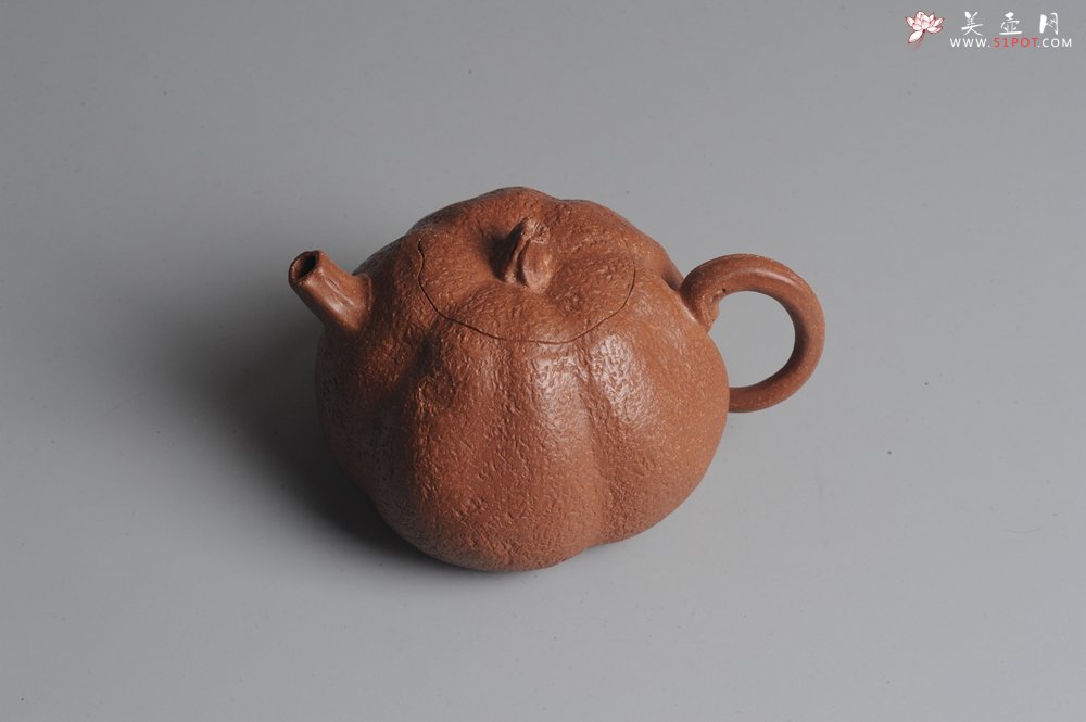 紫砂壶图片：全手工文人小瓜 泥料油润 肌理丰富 - 宜兴紫砂壶网