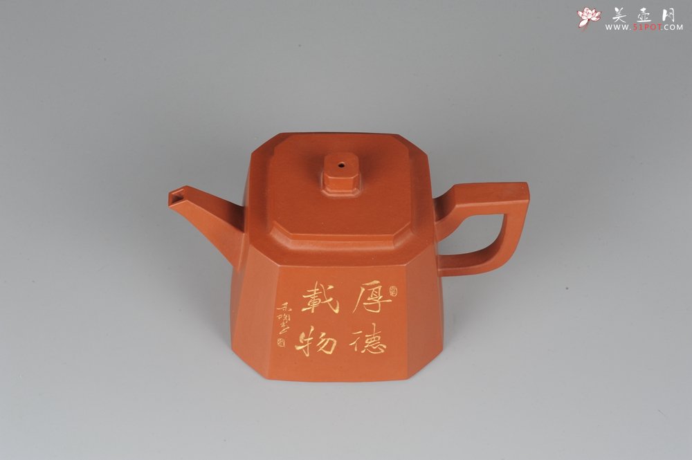 紫砂壶图片：线条优美 文气十足 全手工四方玉鼎 - 宜兴紫砂壶网