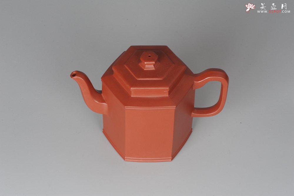 紫砂壶图片：端庄秀雅 大红袍朱泥全手工双线六方宫灯  - 宜兴紫砂壶网