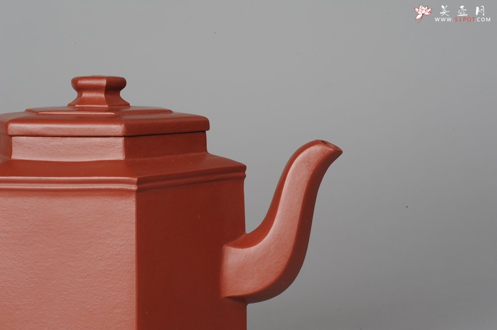 紫砂壶图片：端庄秀雅 大红袍朱泥全手工双线六方宫灯  - 宜兴紫砂壶网
