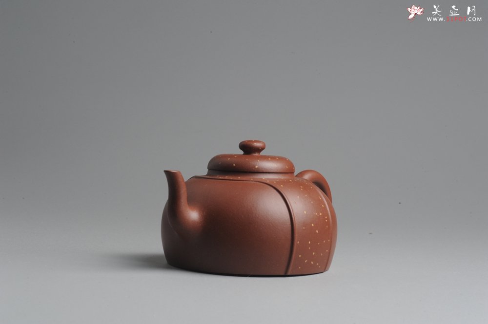 紫砂壶图片：美壶特惠 铺沙龙带壶 饱满精神 - 宜兴紫砂壶网