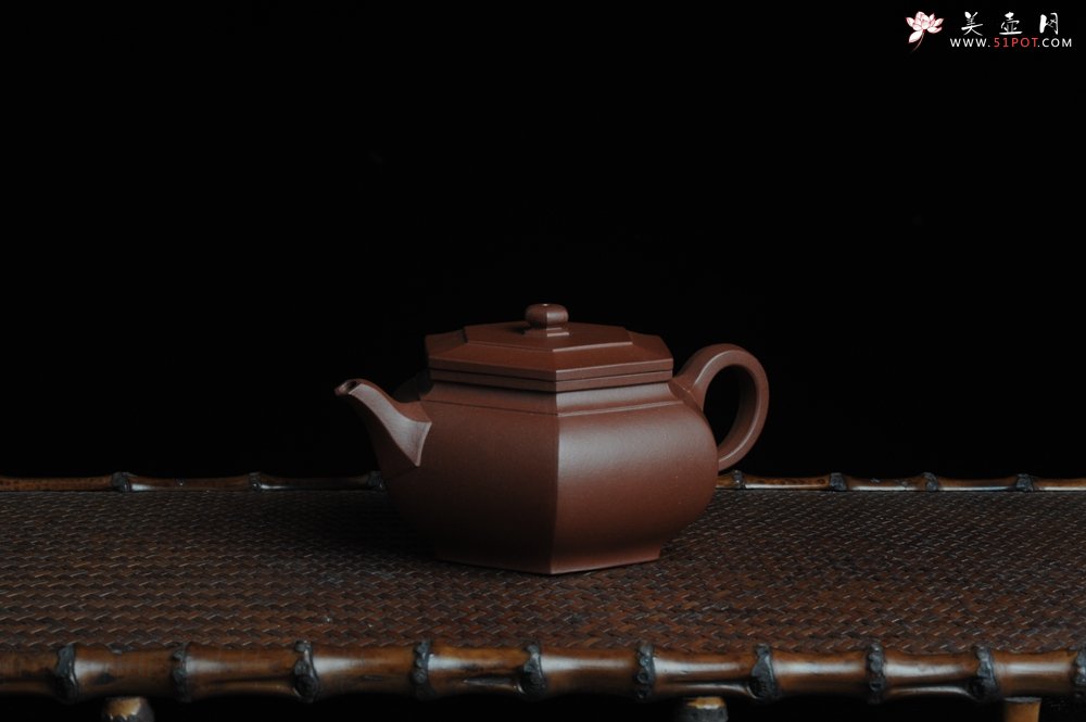 紫砂壶图片：美壶回馈壶友特惠 精致全手工大彬六方 - 宜兴紫砂壶网