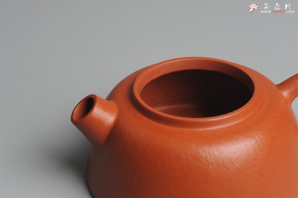 紫砂壶图片：全手工拙味大炮嘴壶 鱼笊篱^_^ - 宜兴紫砂壶网
