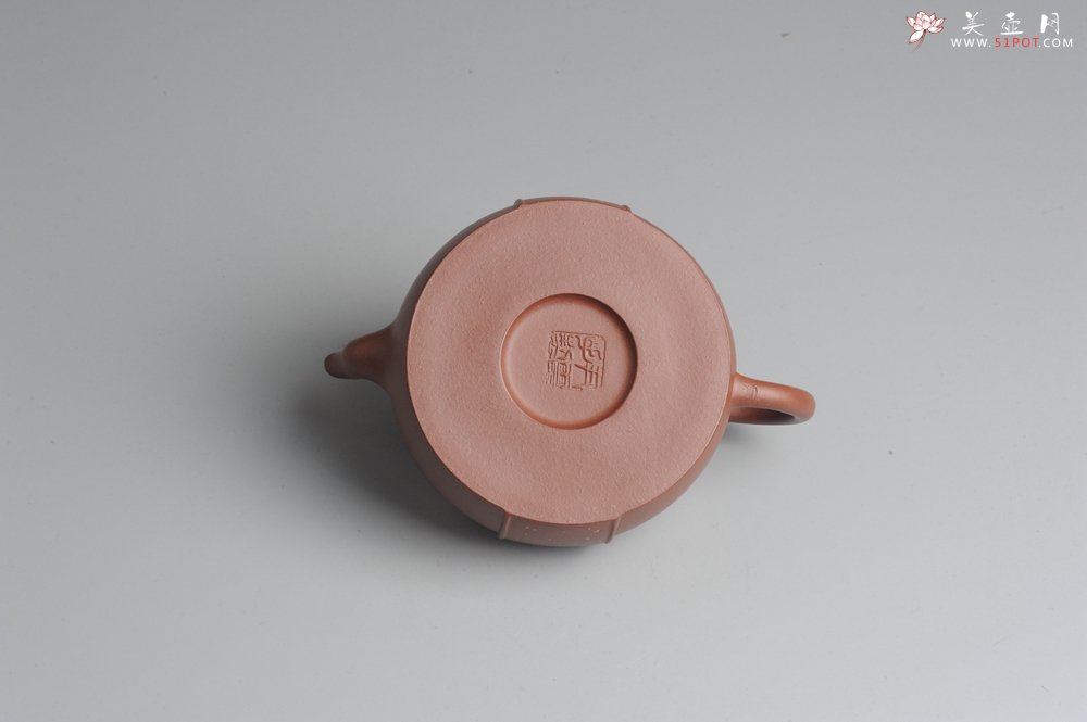 紫砂壶图片：美壶特惠 铺沙龙带壶 饱满精神 - 宜兴紫砂壶网