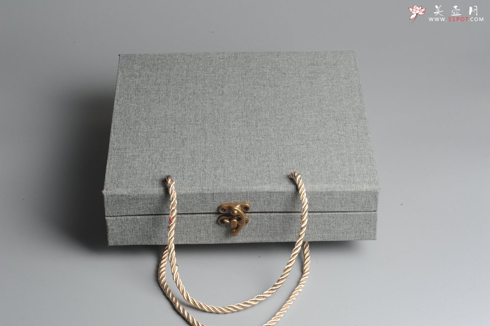 紫砂壶图片：美杯特惠 描银文气梅兰竹菊一套（4只） - 宜兴紫砂壶网