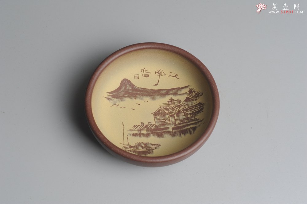 紫砂壶图片：美杯特惠 精品山水杯 醉江南 紫泥粉段泥 各不同^_^好玩 直径8.7cm - 宜兴紫砂壶网