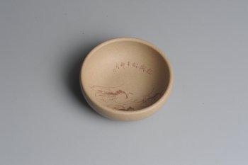 紫砂壶图片：精品美杯 戏虾主人杯品茗杯 适合把玩 - 宜兴紫砂壶网