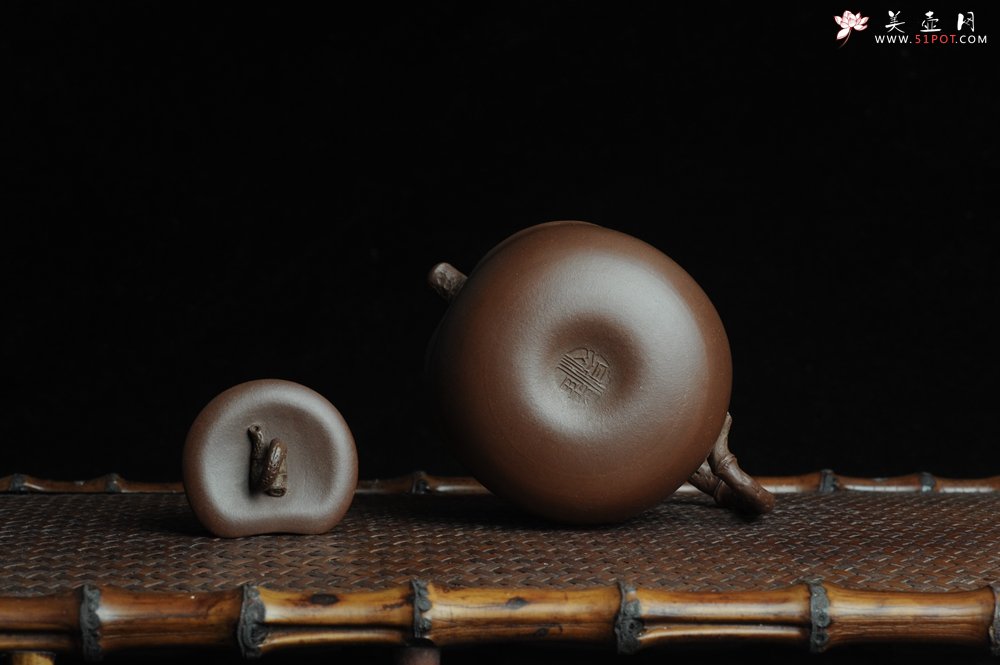 紫砂壶图片：口盖有难度 别具心意 清趣逸品~ 原创全手斑竹 - 宜兴紫砂壶网