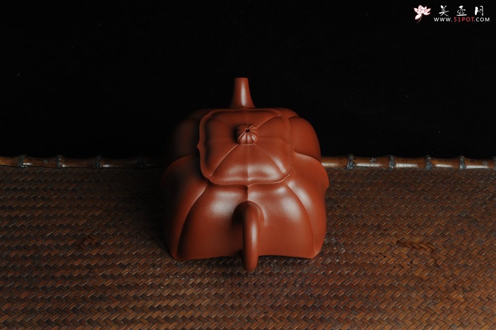 紫砂壶图片：优质大红袍朱泥玉菱壶 端庄秀雅 做工精致 - 宜兴紫砂壶网