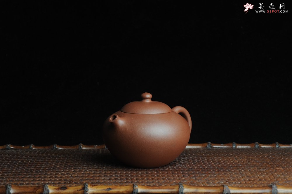 紫砂壶图片：美壶年底特惠 秀雅龙蛋壶 - 宜兴紫砂壶网