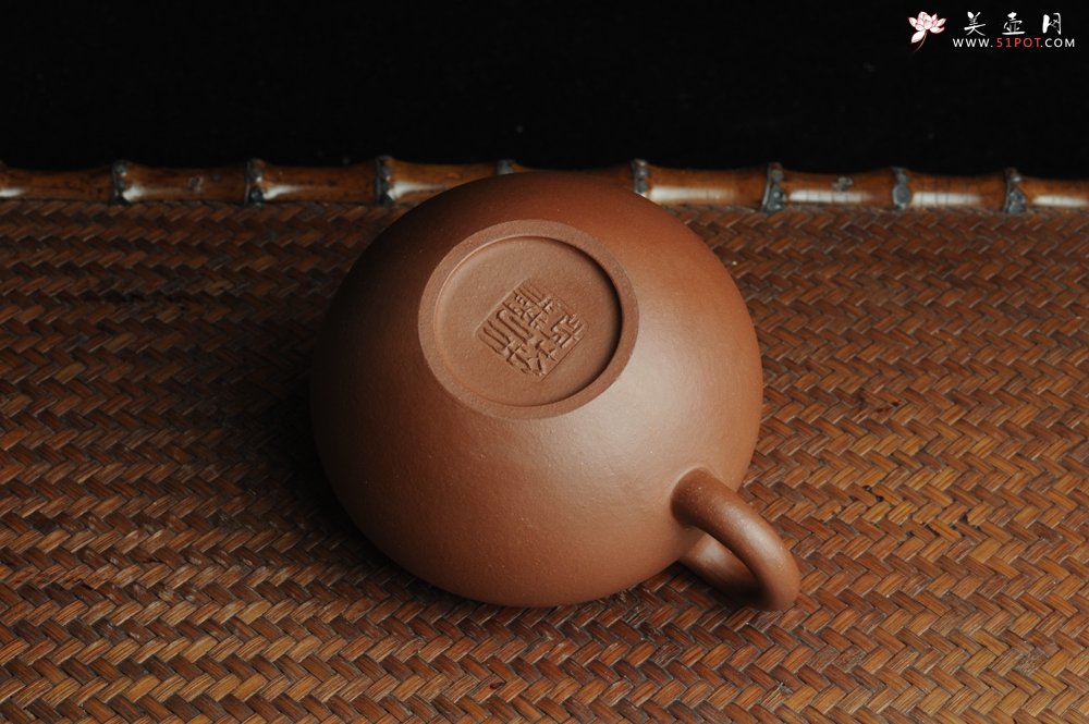 紫砂壶图片：美壶年底特惠 秀雅龙蛋壶 - 宜兴紫砂壶网