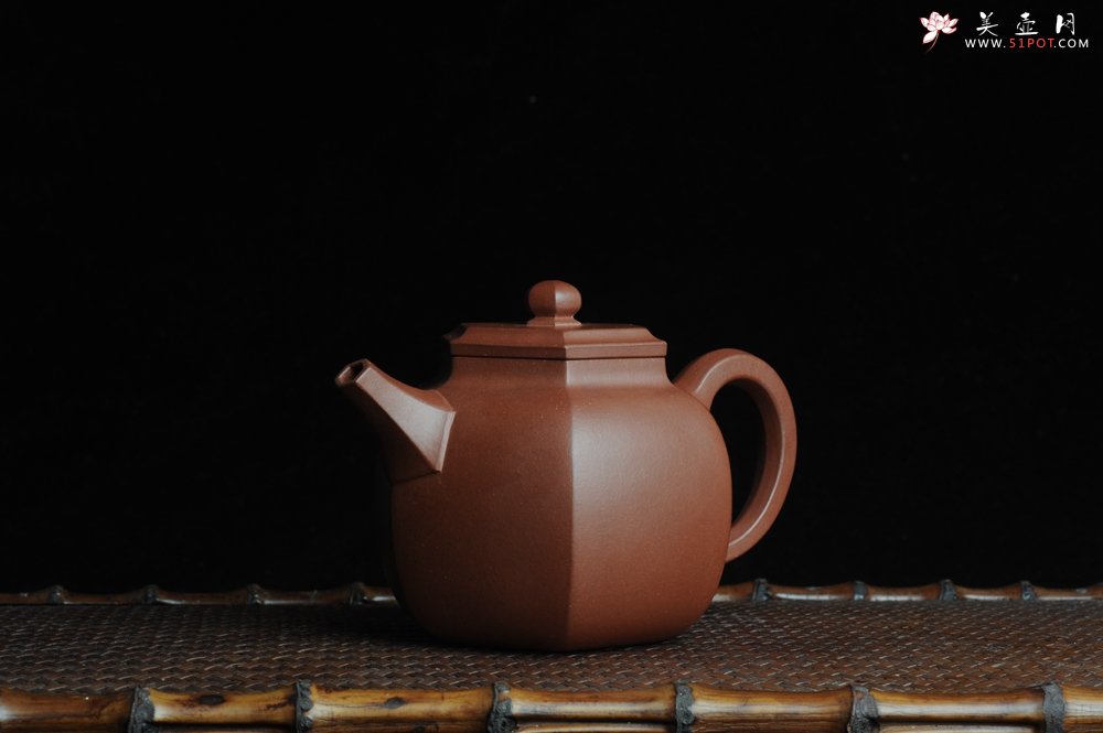紫砂壶图片：全手工六方巨轮 - 宜兴紫砂壶网