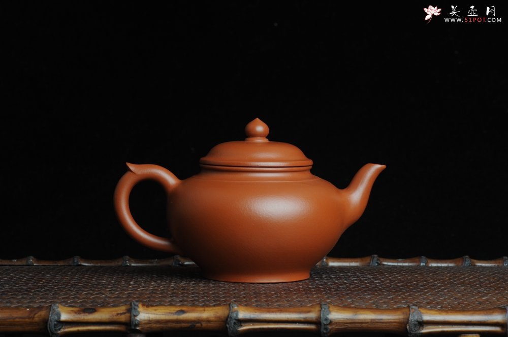 紫砂壶图片：美壶特惠 非铁红色素泥 优质朱泥笑樱壶 - 宜兴紫砂壶网