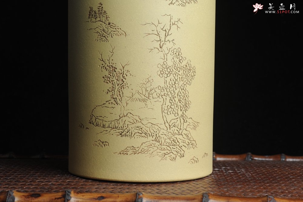 紫砂壶图片：美筒特惠 精品山水高帽笔筒五式  老师不打草稿直接空刻 一气呵成 - 宜兴紫砂壶网