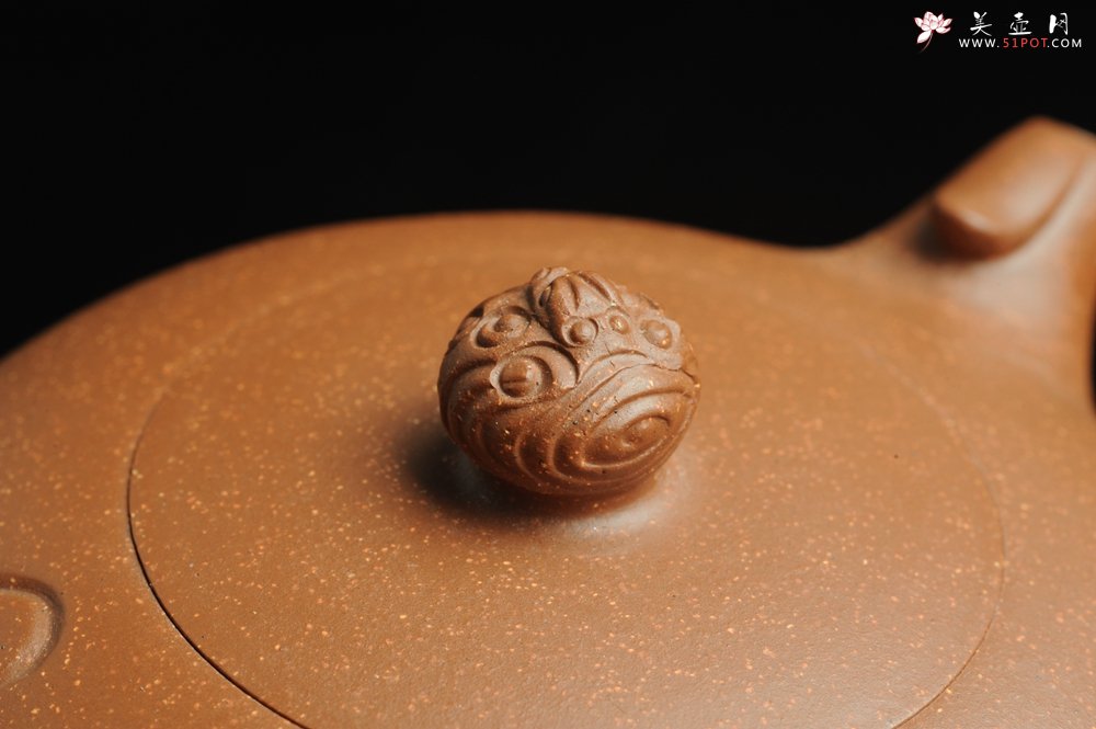 紫砂壶图片：美壶特惠 优质降坡泥龙凤呈祥 寓意吉祥 嵌盖难度大 - 宜兴紫砂壶网