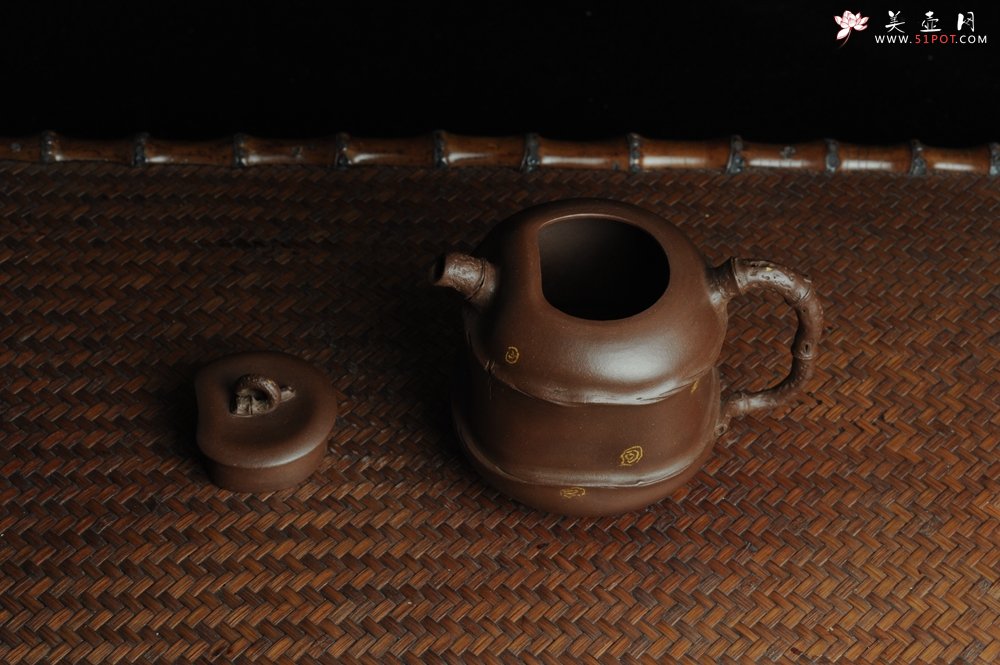 紫砂壶图片：口盖有难度 别具心意 清趣逸品~ 原创全手斑竹 - 宜兴紫砂壶网