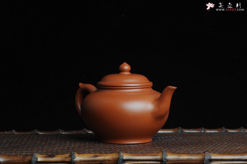 紫砂壶图片：美壶特惠 非铁红色素泥 优质朱泥笑樱壶 - 宜兴紫砂壶网