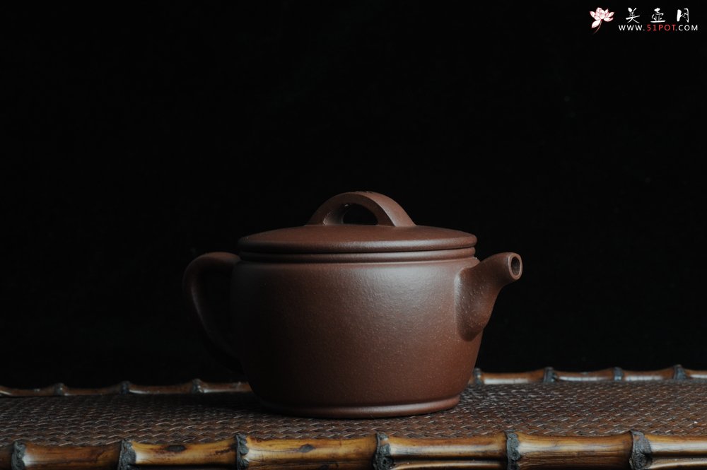 紫砂壶图片：美壶特惠 优质紫泥汉瓦 摹曼生铭文 文气十足 - 宜兴紫砂壶网