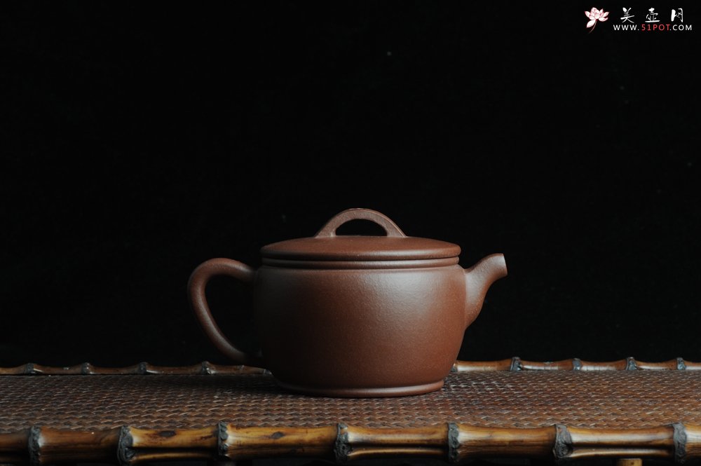 紫砂壶图片：美壶特惠 优质紫泥汉瓦 大口实用 做工精致 - 宜兴紫砂壶网