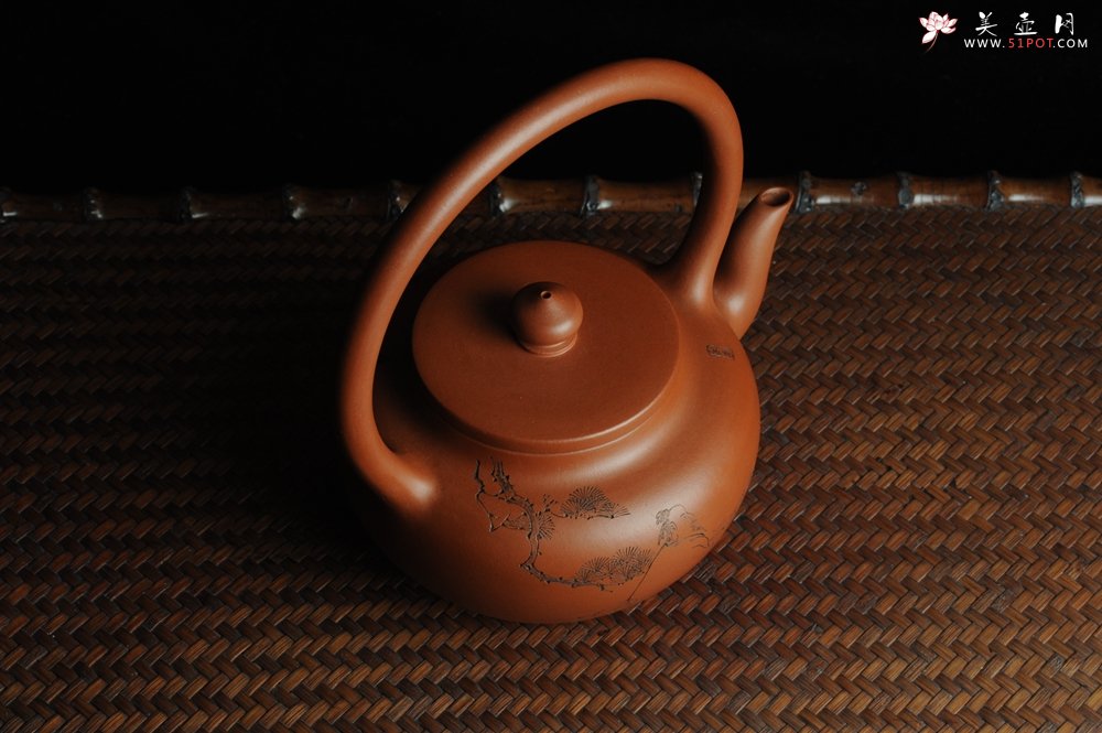 紫砂壶图片：全手工精品小红泥也是朱泥旭茂提梁 文气十足 - 宜兴紫砂壶网