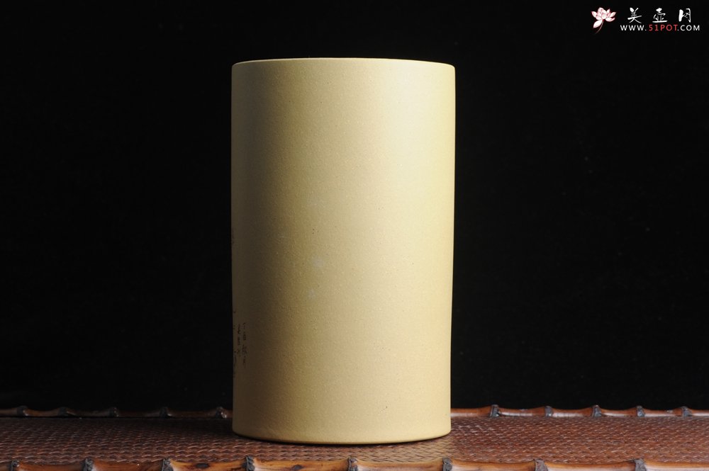 紫砂壶图片：美筒特惠 精品山水高帽笔筒一式 老师不打草稿直接空刻 一气呵成  - 宜兴紫砂壶网