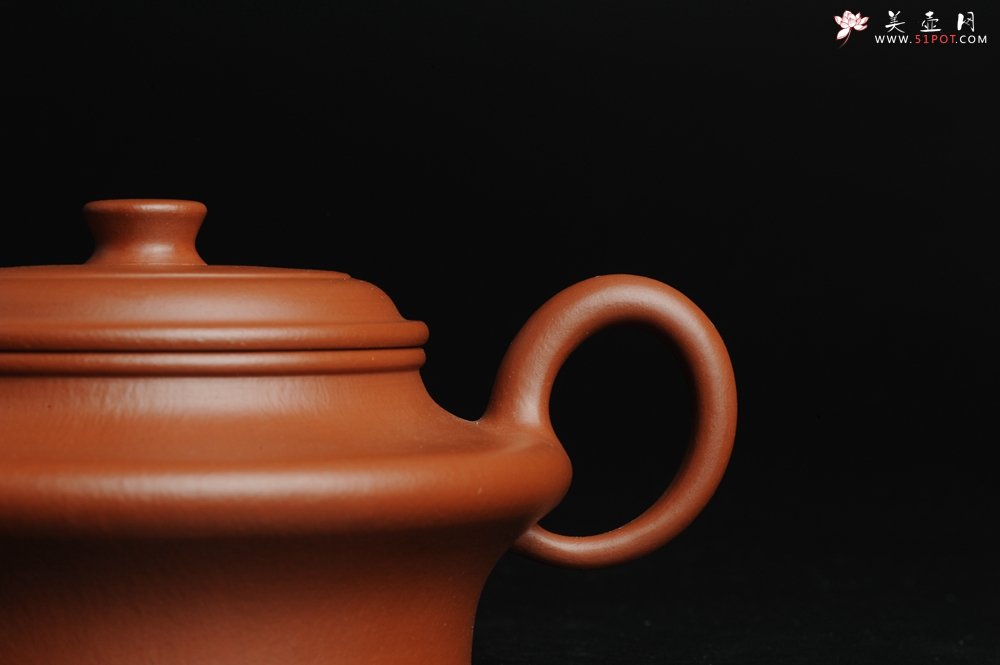紫砂壶图片：正宗小煤窑朱泥 全手工虚扁 隽秀文气 - 宜兴紫砂壶网