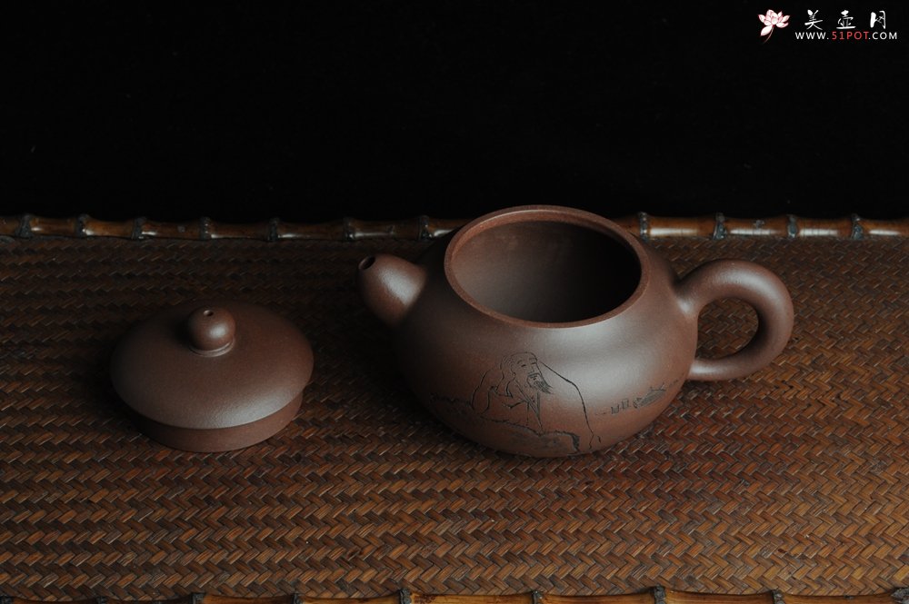 紫砂壶图片：美壶特惠 做工精致山人道洪圆珠 饱满漂亮 出水暴爽 - 宜兴紫砂壶网