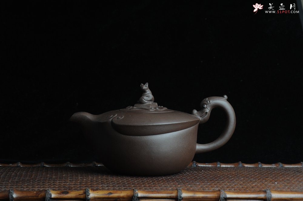 紫砂壶图片：美壶特惠 老紫泥望子成龙 浑厚大气 造型别致 - 宜兴紫砂壶网