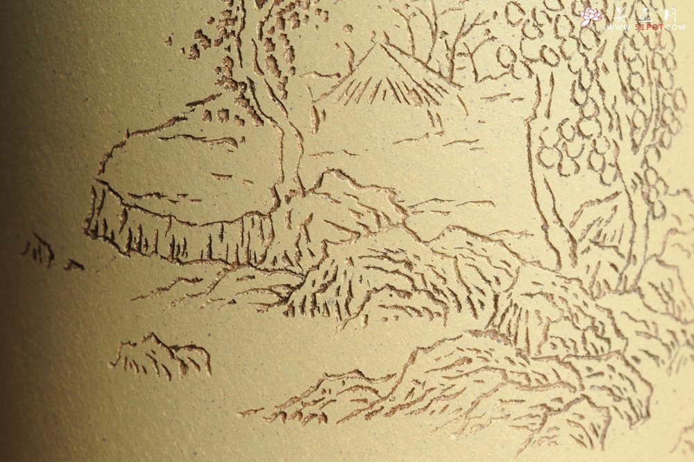 紫砂壶图片：美筒特惠 精品山水高帽笔筒五式  老师不打草稿直接空刻 一气呵成 - 宜兴紫砂壶网