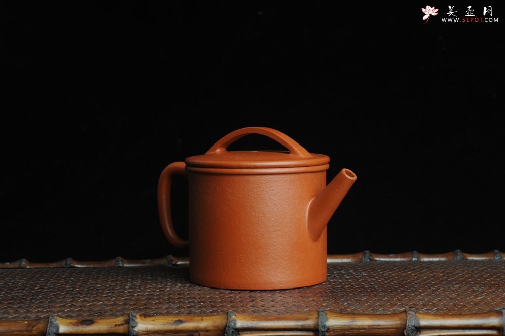 紫砂壶图片：优质赵庄朱泥 精品全手工汉瓦 端庄秀雅 大口实用 出水暴爽 - 宜兴紫砂壶网