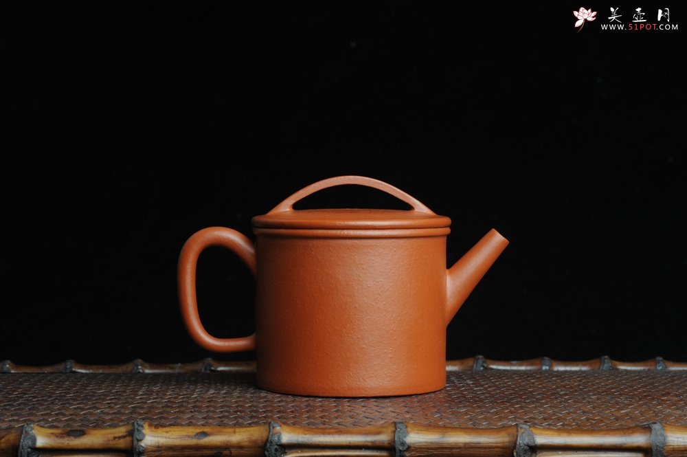 紫砂壶图片：优质赵庄朱泥 精品全手工汉瓦 端庄秀雅 大口实用 出水暴爽 - 宜兴紫砂壶网