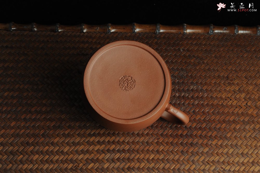 紫砂壶图片：美壶特惠秦权壶 - 宜兴紫砂壶网