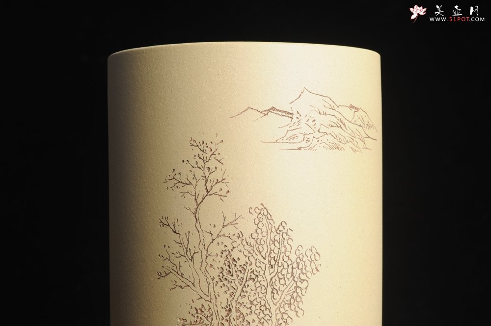 紫砂壶图片：美筒特惠 精品山水高帽笔筒三式 山高月小 水落石出 老师不打草稿直接空刻 一气呵成 - 宜兴紫砂壶网