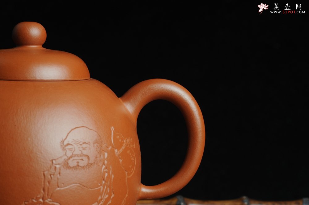 紫砂壶图片：优质赵庄朱泥全手工明式思裕  方健双刀文气装饰禅心图 - 宜兴紫砂壶网