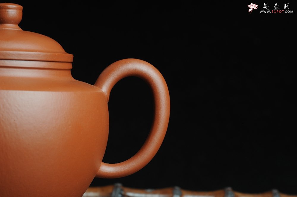 紫砂壶图片：端庄秀雅全手工明式剑流 - 宜兴紫砂壶网