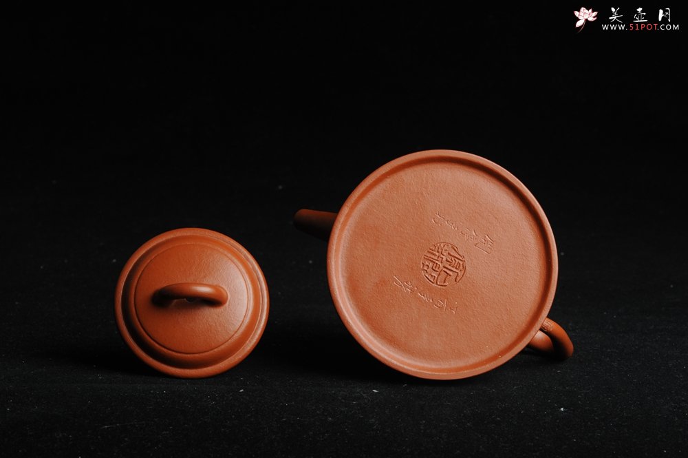 紫砂壶图片：优质朱泥全手工汉瓦二式 方健双刀文气装饰禅心图 超漂亮 - 宜兴紫砂壶网