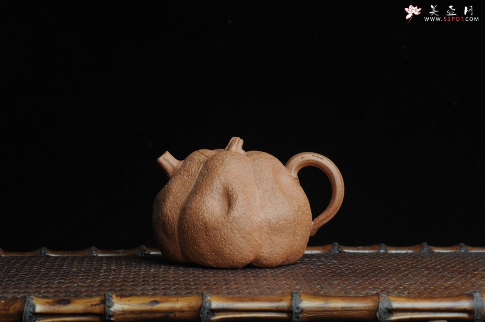 紫砂壶图片：仿生花货 全手工文人小南瓜 肌理丰富 - 宜兴紫砂壶网