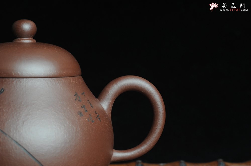 紫砂壶图片：美壶特惠 全手工精品秀雅高梨形 装饰兰草 - 宜兴紫砂壶网