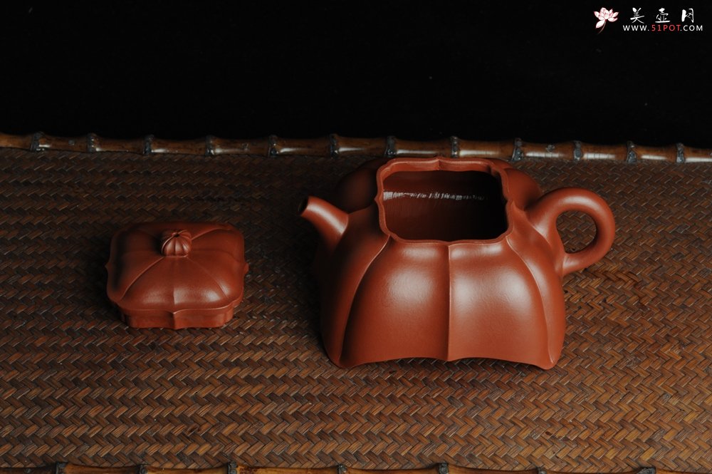 紫砂壶图片：优质大红袍朱泥玉菱壶 端庄秀雅 做工精致 - 宜兴紫砂壶网