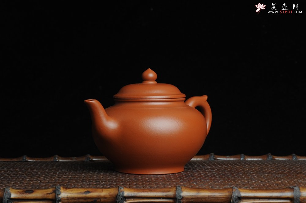 紫砂壶图片：美壶特惠 非铁红色素泥 优质朱泥笑樱壶 - 宜兴紫砂壶网