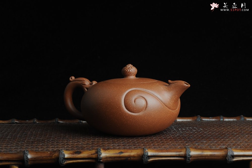 紫砂壶图片：美壶特惠 优质降坡泥龙凤呈祥 寓意吉祥 嵌盖难度大 - 宜兴紫砂壶网